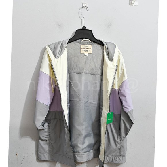 Weatherproof Vintage Ladies' Rain Slicker in colorblock - Picture 3 of 5